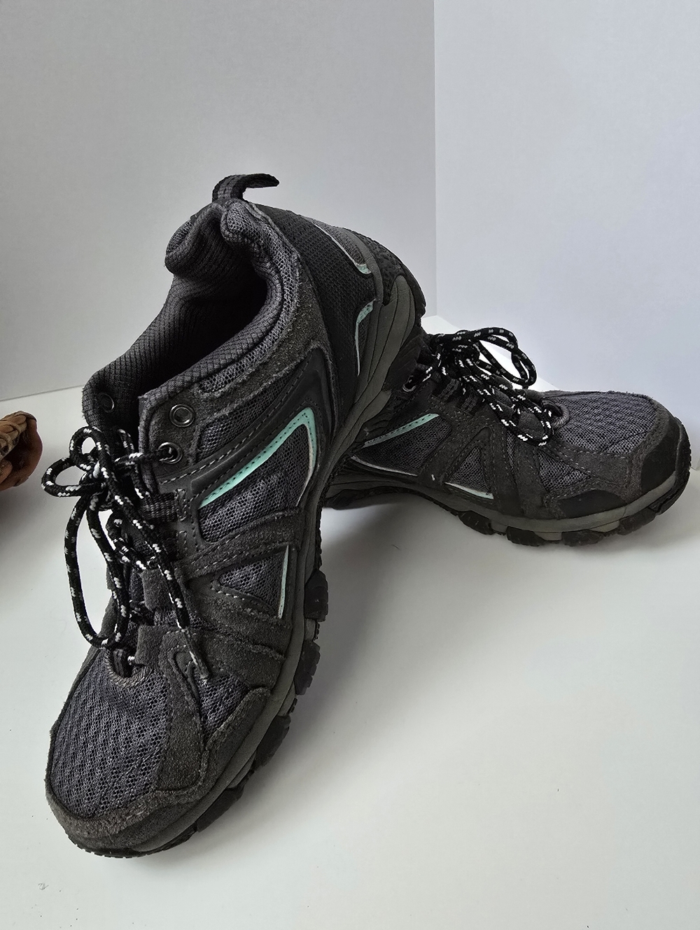 LAST CALL! Pacific Trail Canyon Hiking Shoes 8 Wide